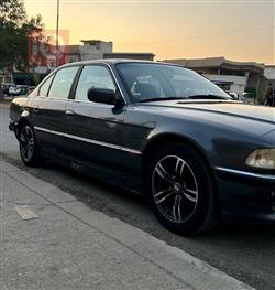 بي ام دبليو الفئة 7